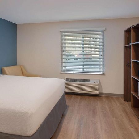 Wood Spring Suites Washington Dc East Arena Drive Lake Arbor 외부 사진