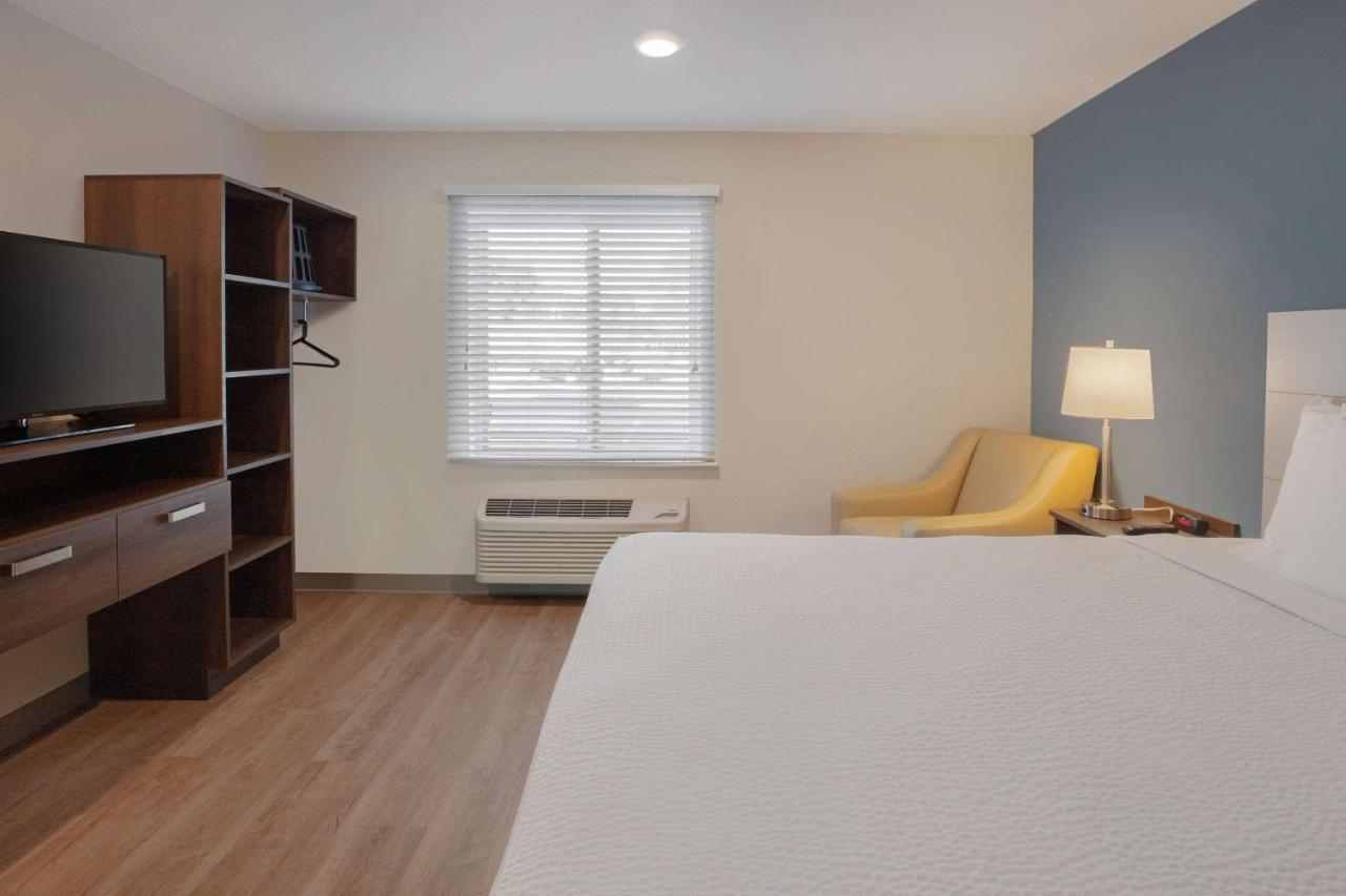 Wood Spring Suites Washington Dc East Arena Drive Lake Arbor 외부 사진