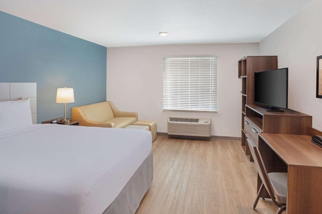 Wood Spring Suites Washington Dc East Arena Drive Lake Arbor 외부 사진